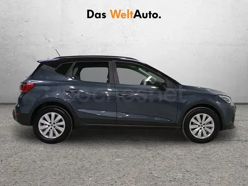 Usado Seat Arona Style 115 CV (84 kW) 2025 Gris / plata SUV