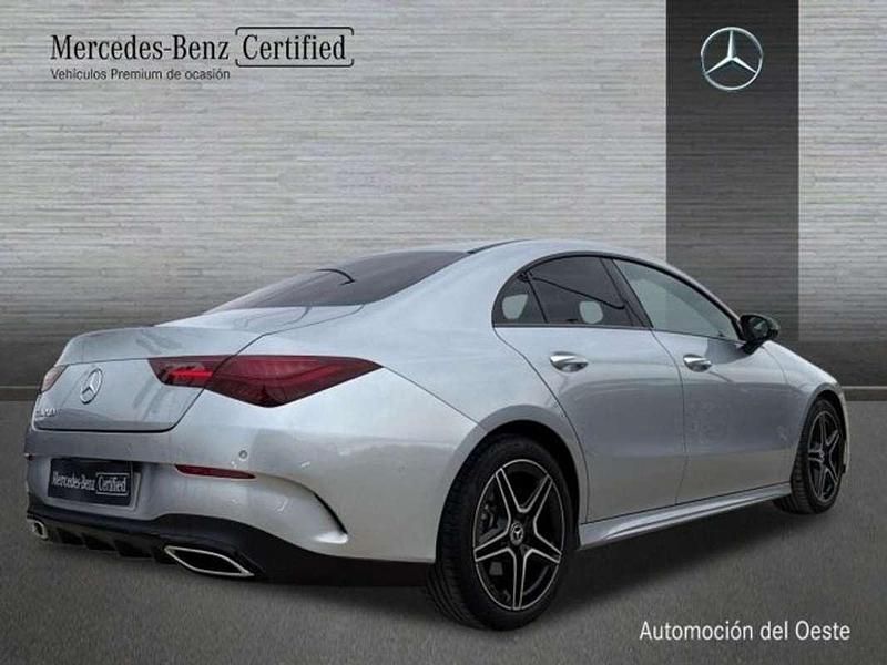Usado Mercedes CLA200 AMG line 163 CV (119 kW) 2024 Plateado Coupe