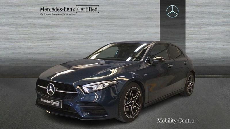 Azul Usado 2022 Mercedes A180 Utilitario | 28.900 € (Precio justo) - Imagen 1/4