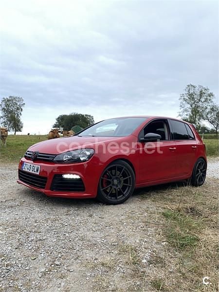 Rojo Usado 2009 VW Golf VI Sport Berlina | 11.990 € - Imagen 1/4