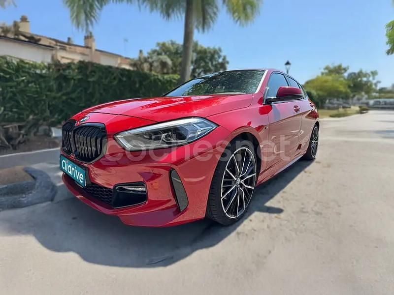 Usado BMW 118 136 CV (100 kW) 2021 Rojo Utilitario