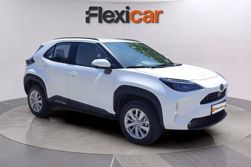 Blanco Nuevo 2025 Toyota Yaris Hybrid Active | 23.890 € (Precio justo) - Imagen 1/4