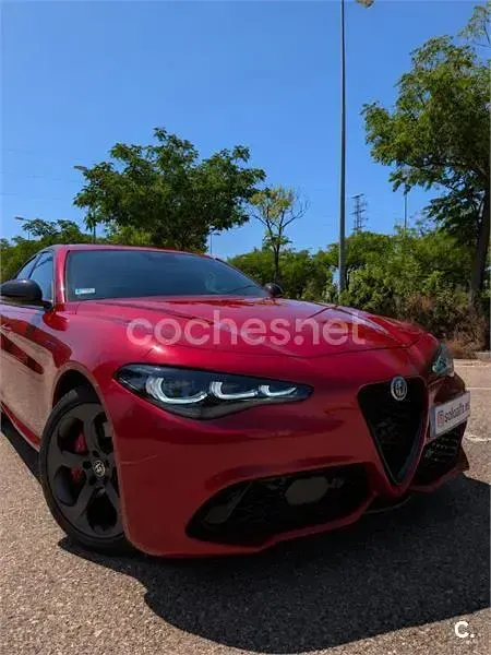 Usado Alfa Romeo Giulia Veloce 280 CV (205 kW) 2022 Gris / plata Berlina