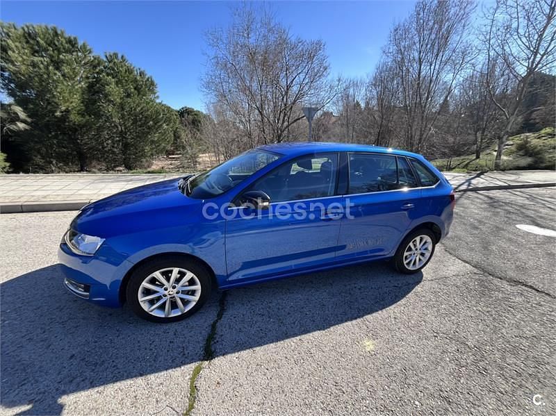 Usado Skoda Rapid 95 CV (69 kW) 2018 Azul Utilitario