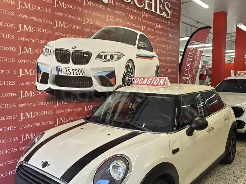 Usado Mini ONE 102 CV (75 kW) 2019 Beige Utilitario