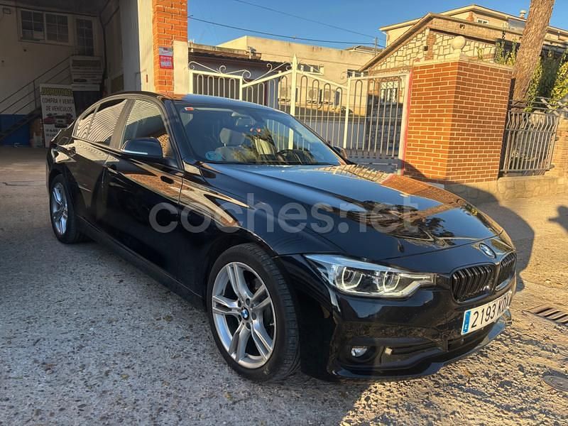 Negro Usado 2018 BMW 318 Berlina | 17.999 € (Precio justo) - Imagen 1/4