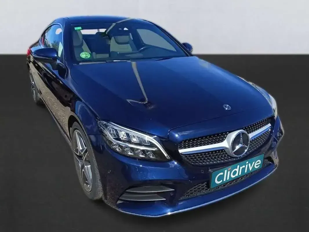 Usado Mercedes C300 258 CV (189 kW) 2019 Azul Coupe