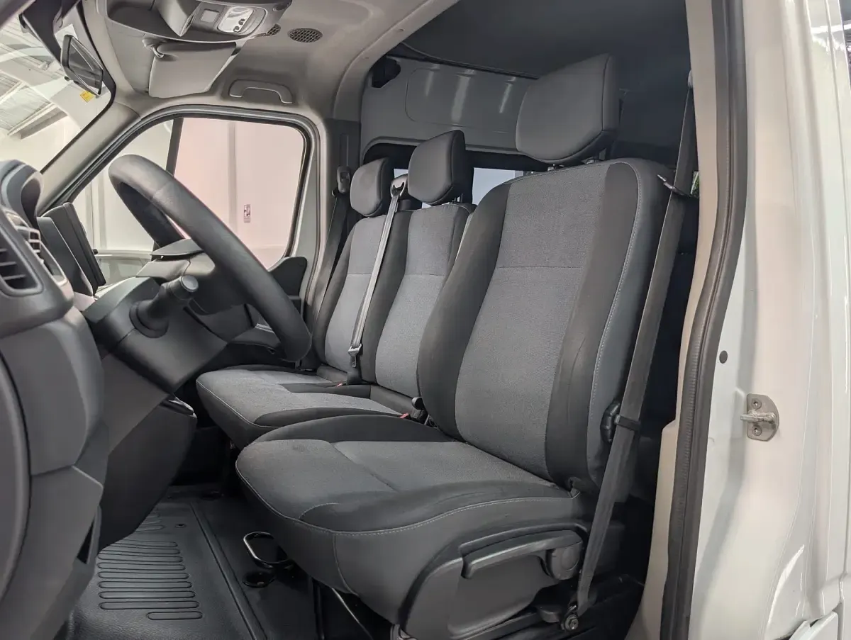 Usado Renault Master 150 CV (110 kW) 2020 Blanco Monovolumen