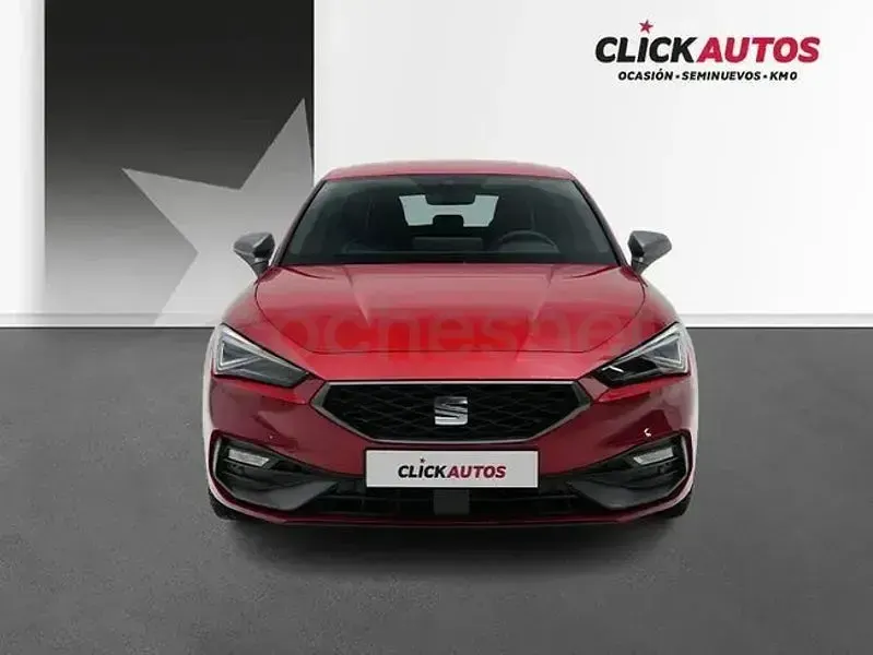 Usado Seat Leon FR 150 CV (110 kW) 2025 Rojo Berlina