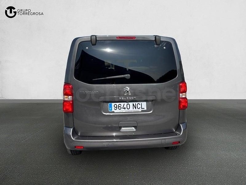 Usado Peugeot Traveller Allure 180 CV (132 kW) 2021 Gris / plata Monovolumen