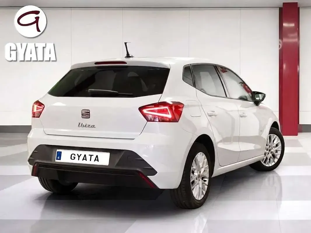 Usado Seat Ibiza Style 80 CV (58 kW) 2026 Blanco Utilitario
