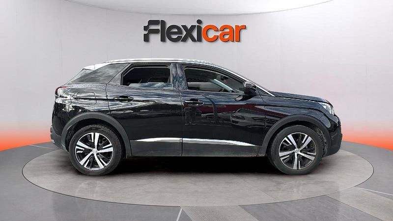 Usado Peugeot 3008 Access 131 CV (96 kW) 2019 Negro Monovolumen