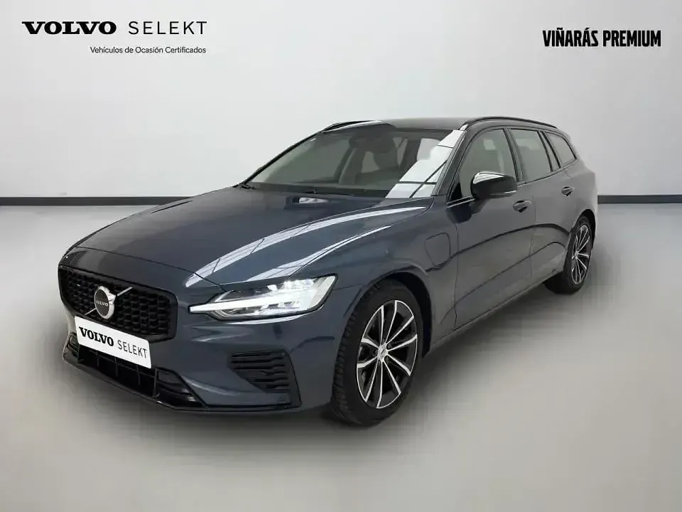 Usado Volvo V60 Plus 350 CV (257 kW) 2025 Familiar