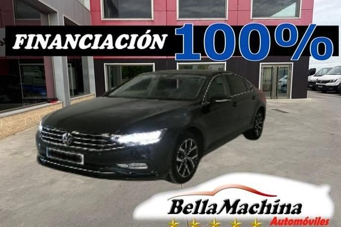 Usado 2022 VW Passat Executive Berlina | 15.475 € (Buen precio) - Imagen 1/3