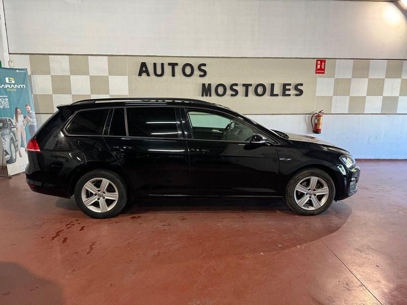 Begagnad VW Golf VII Advance 150 HK (110 kW) 2014 Svart Kombi