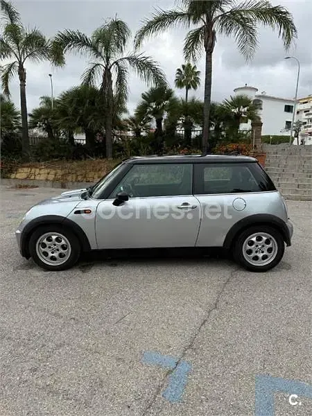 Usado Mini Cooper 116 CV (85 kW) 2006 Gris / plata Utilitario