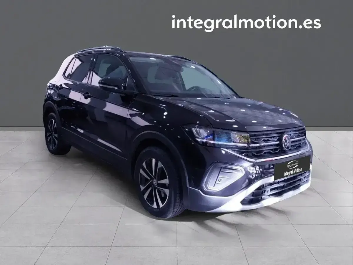 Usado VW T-Cross Life 116 CV (85 kW) 2024 Negro SUV