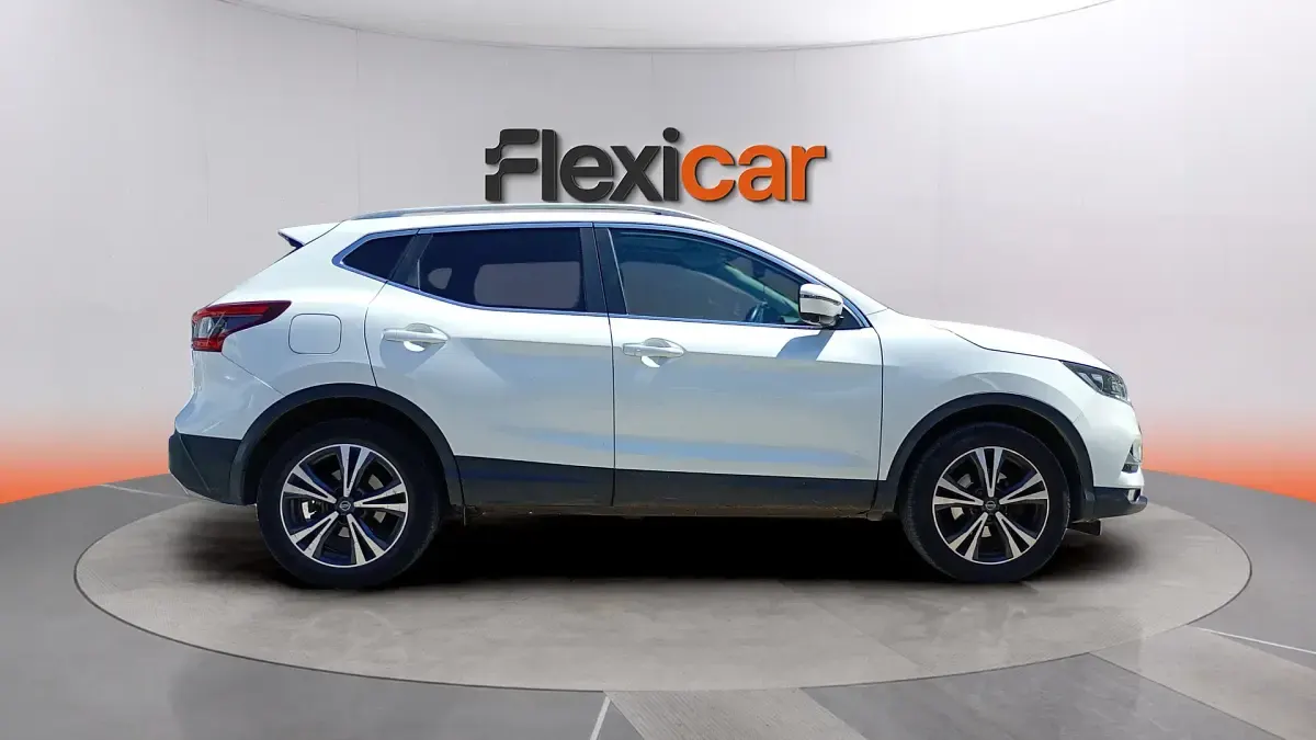 Usado Nissan Qashqai Acenta 110 CV (80 kW) 2018 Blanco SUV