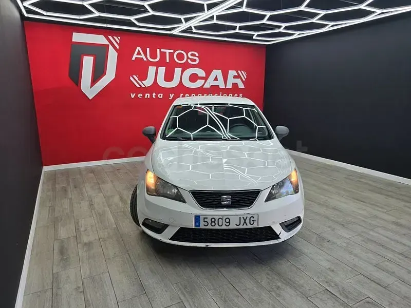 Usado Seat Ibiza Reference 90 CV (66 kW) 2017 Blanco Berlina
