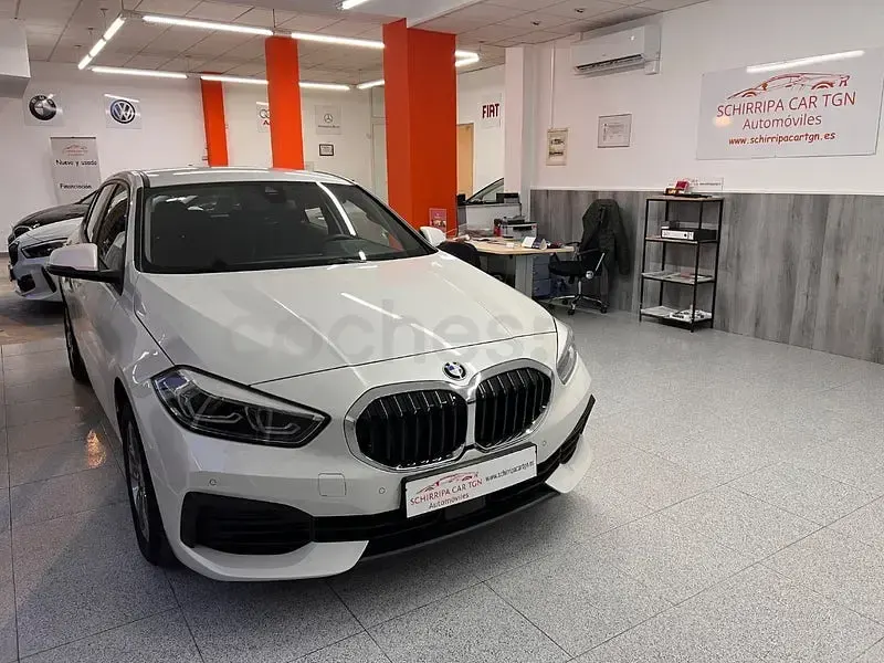 Usado BMW 118 136 CV (100 kW) 2022 Blanco Berlina