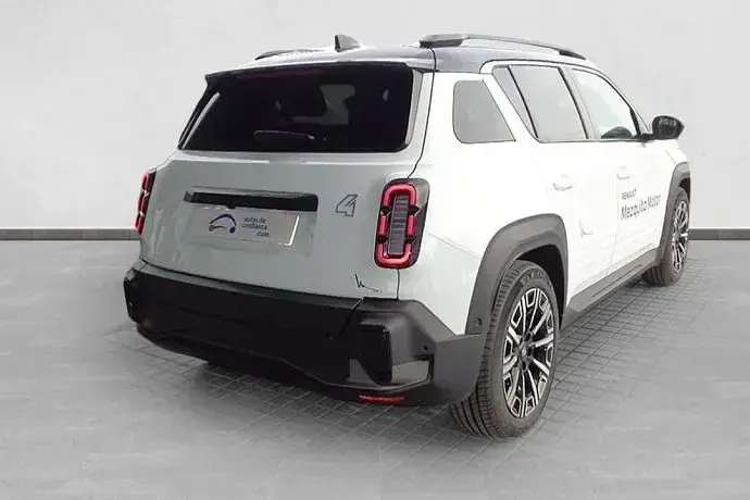 Nuevo Renault 4 E-Tech Iconic 110 kW (150 CV) 2025 SUV