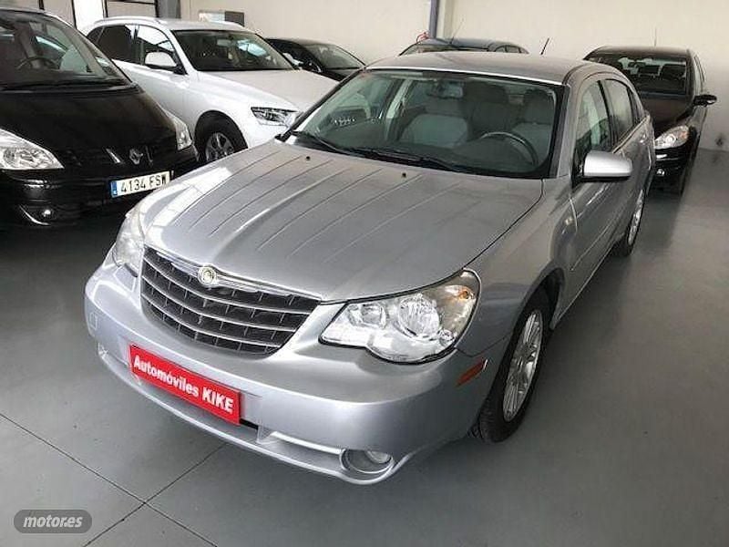 Usado Chrysler Sebring 140 CV (102 kW) 2007 Gris Berlina