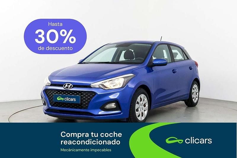 Usado Hyundai i20 75 CV (55 kW) 2018 Azul Utilitario