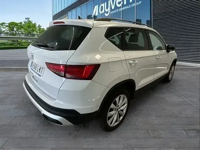 Usado Seat Ateca Style 116 CV (85 kW) 2022 Blanco SUV