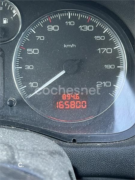 Usado Peugeot 307 110 CV (80 kW) 2003 Gris / plata Familiar