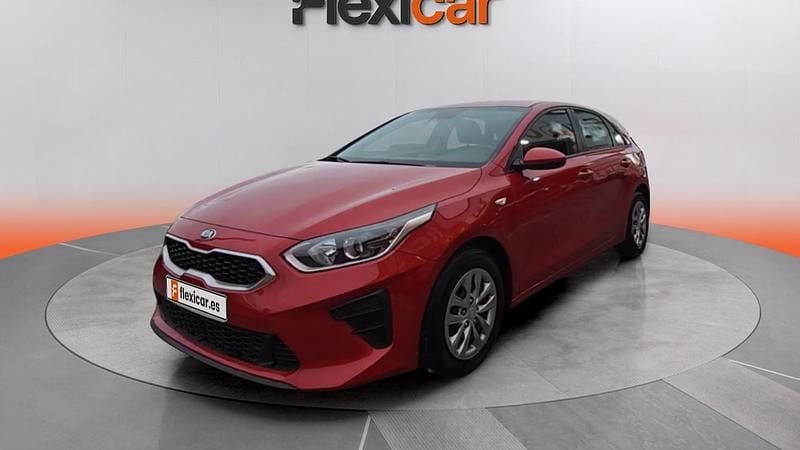 Usado Kia Ceed 115 CV (84 kW) 2020 Rojo Utilitario