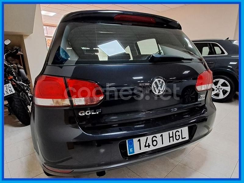 Usado VW Golf VI 105 CV (77 kW) 2011 Negro Utilitario