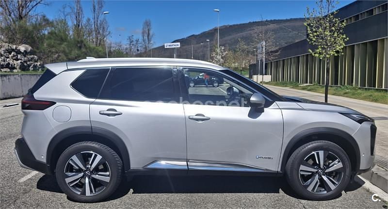 Usado Nissan X-Trail Tekna 213 CV (156 kW) 2023 Gris / plata SUV