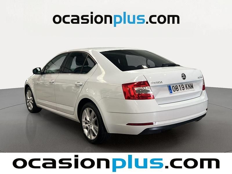 Usado Skoda Octavia 150 CV (110 kW) 2018 Blanco Berlina
