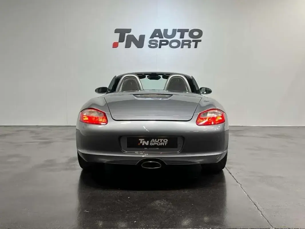 Usado Porsche Boxster 245 CV (180 kW) 2006 Gris Descapotable