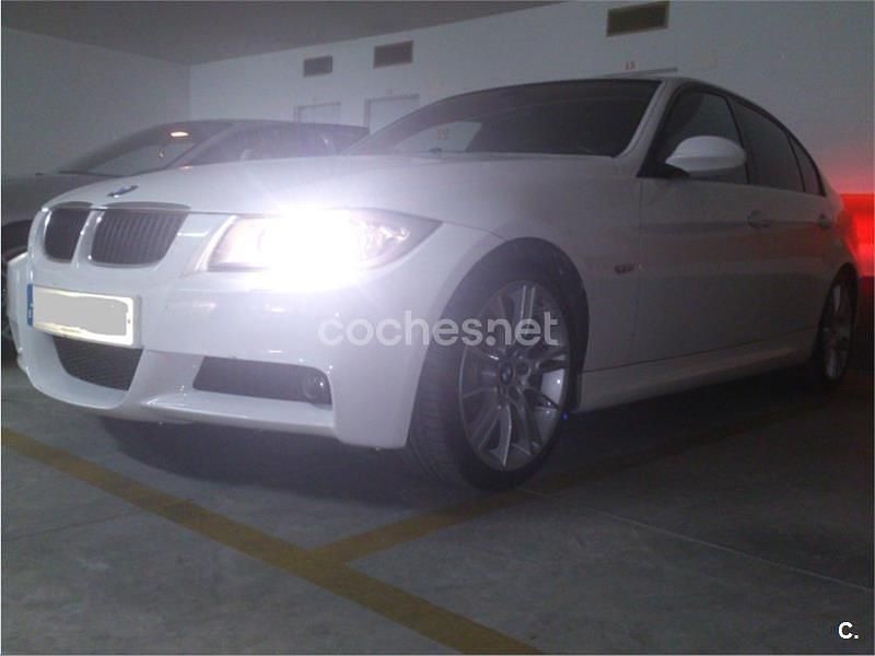 Usado BMW 320 150 CV (110 kW) 2008 Blanco Berlina