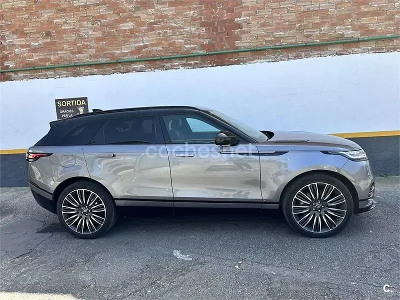 Usado Land Rover Range Rover Velar R-Dynamic 275 CV (202 kW) 2020 Gris / plata SUV