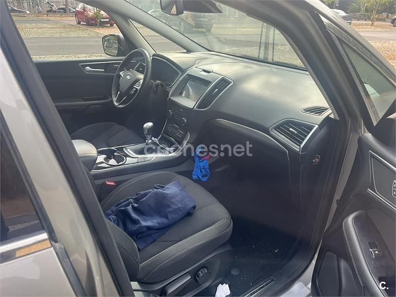 Usado Ford S-MAX Titanium 150 CV (110 kW) 2016 Beige Monovolumen