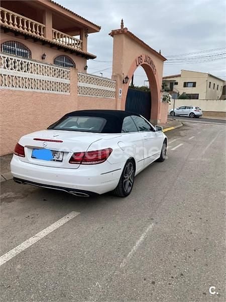 Usado Mercedes E220 170 CV (125 kW) 2014 Blanco Descapotable