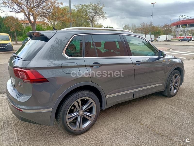 Usado VW Tiguan Sportline 190 CV (139 kW) 2017 Gris / plata SUV