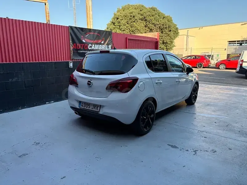Usado Opel Corsa Color Edition 95 CV (69 kW) 2014 Blanco Utilitario