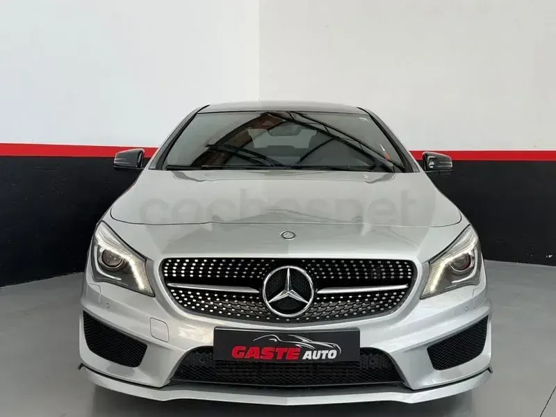 Usado Mercedes CLA220 AMG line 177 CV (130 kW) 2016 Gris / plata Coupe