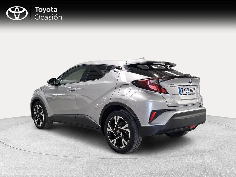 Usado Toyota C-HR Advance 122 CV (89 kW) 2023 Gris / plata SUV
