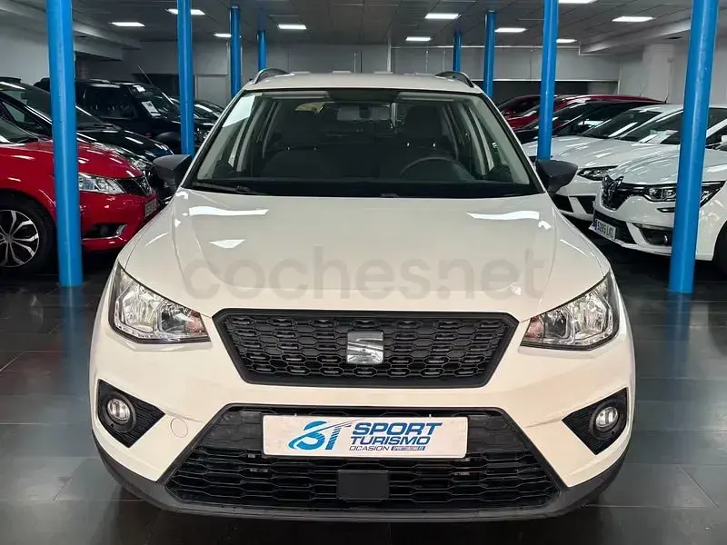Usado Seat Arona Reference 95 CV (69 kW) 2021 Blanco SUV