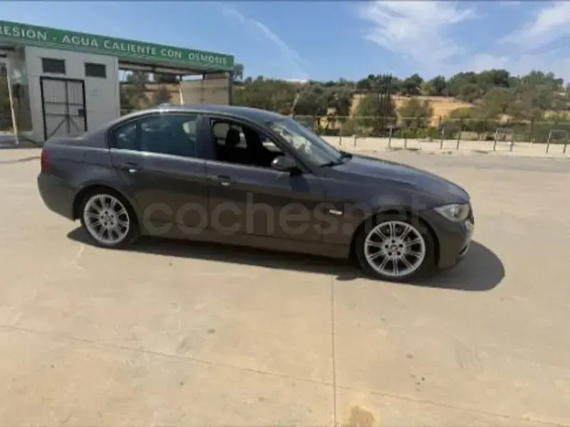 Usado BMW 320 163 CV (119 kW) 2006 Gris / plata Berlina