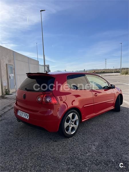 Usado VW Golf V GTI 200 CV (147 kW) 2007 Rojo Berlina