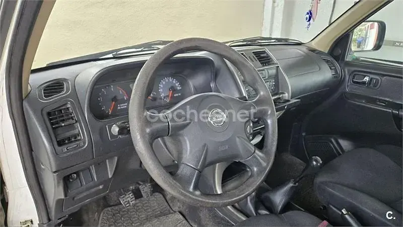 Usado Nissan Terrano Comfort 125 CV (91 kW) 2002 Blanco SUV