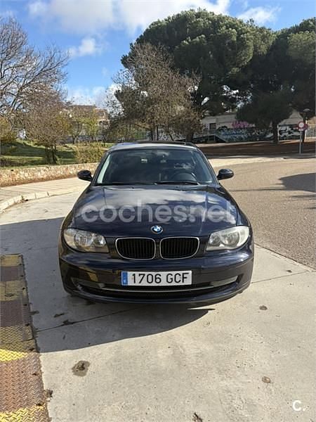 Usado BMW 118 129 CV (94 kW) 2008 Azul Utilitario