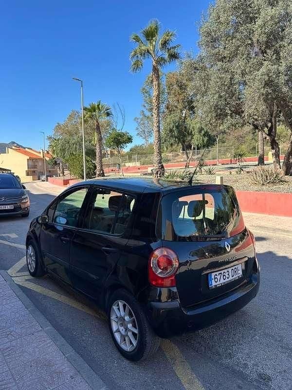 Usado Renault Modus Dynamique 82 CV (60 kW) 2006 Negro Monovolumen