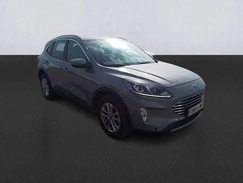 Usado Ford Kuga Titanium 190 CV (139 kW) 2022 Blanco SUV