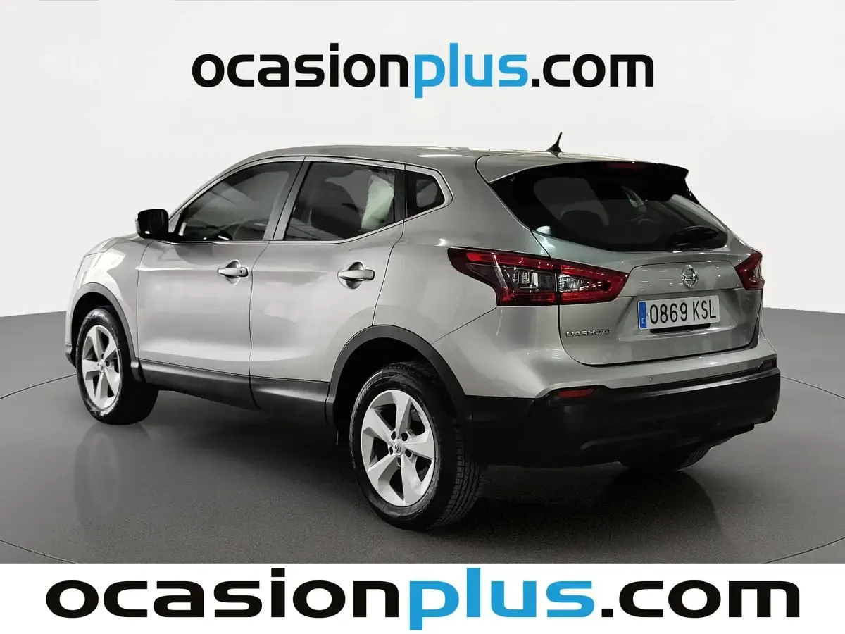 Usado Nissan Qashqai Acenta 115 CV (84 kW) 2018 Gris plata SUV